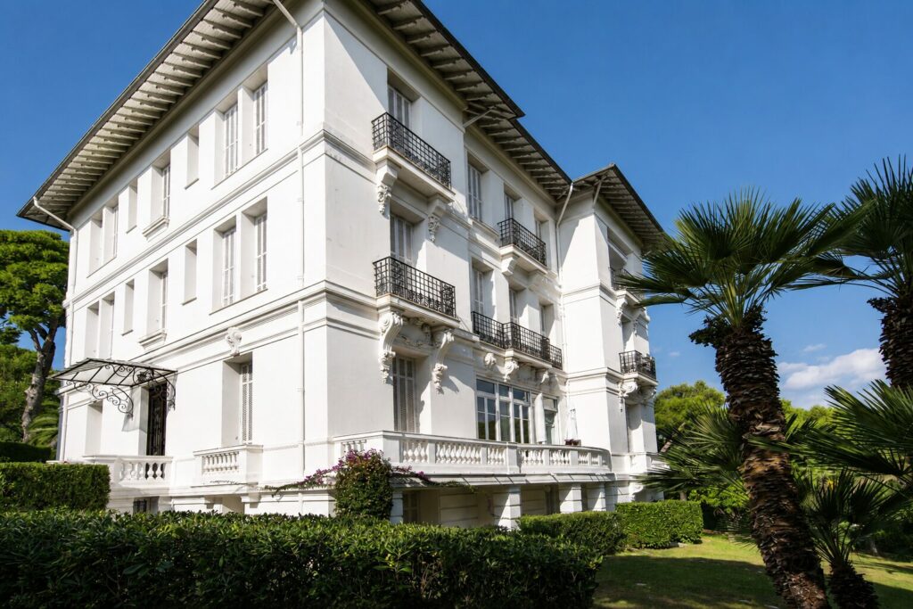 10-residence-belle-epoque-saint-jean-cap-ferrat-facade-principale