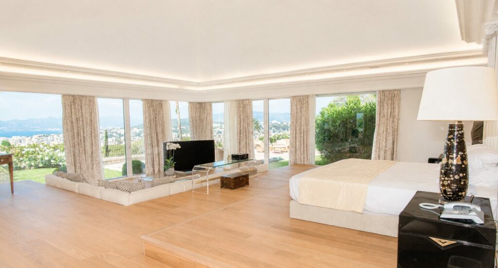 location-villa-luxe-cannes-suite-principale