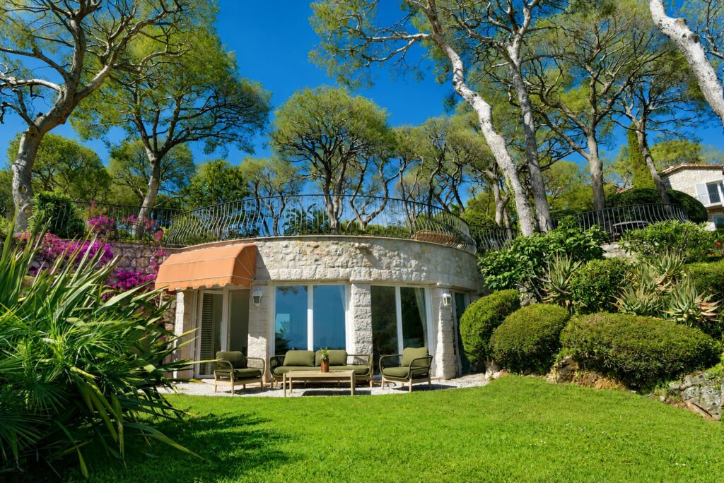 villa-luxe-saint-jean-cap-ferrat-studio-independant