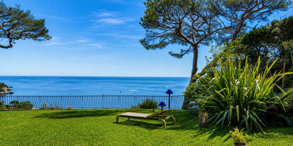 villa-luxe-saint-jean-cap-ferrat-studio-vue-mer